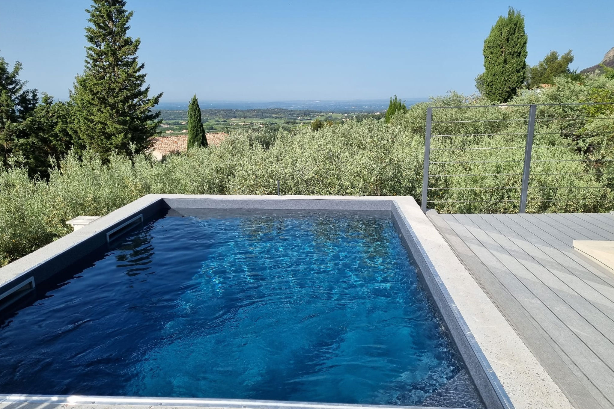 Prix de la construction d'une piscine béton